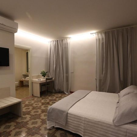 Palazzo Belli Bed & Breakfast Alba  Luaran gambar