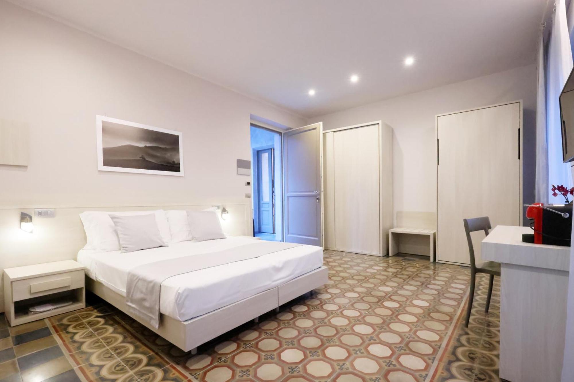 Palazzo Belli Bed & Breakfast Alba  Luaran gambar