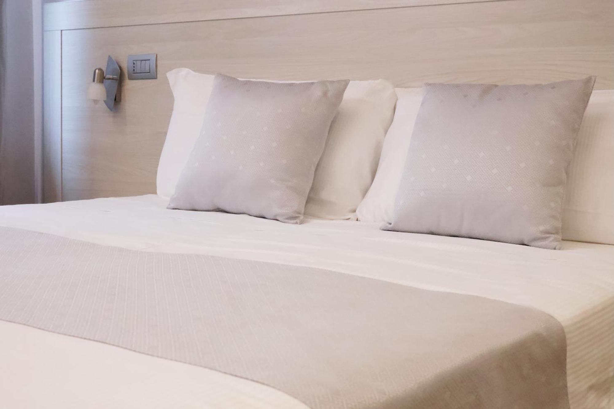 Palazzo Belli Bed & Breakfast Alba  Luaran gambar
