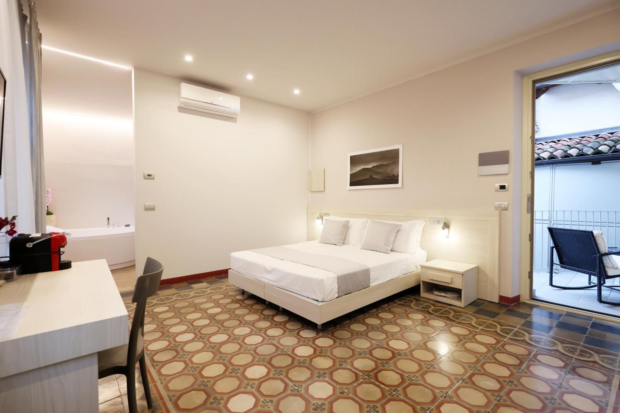 Palazzo Belli Bed & Breakfast Alba  Luaran gambar