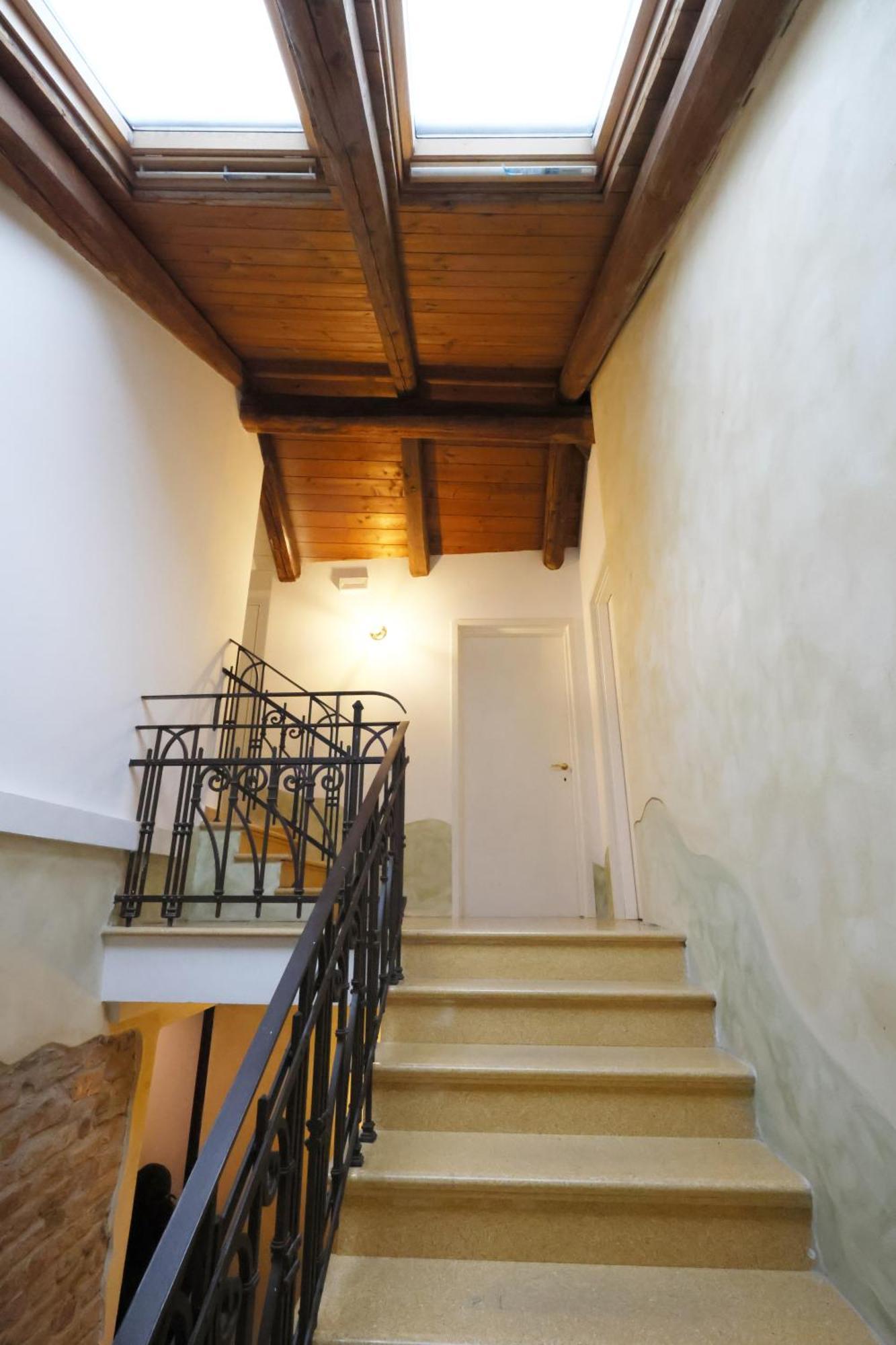 Palazzo Belli Bed & Breakfast Alba  Luaran gambar